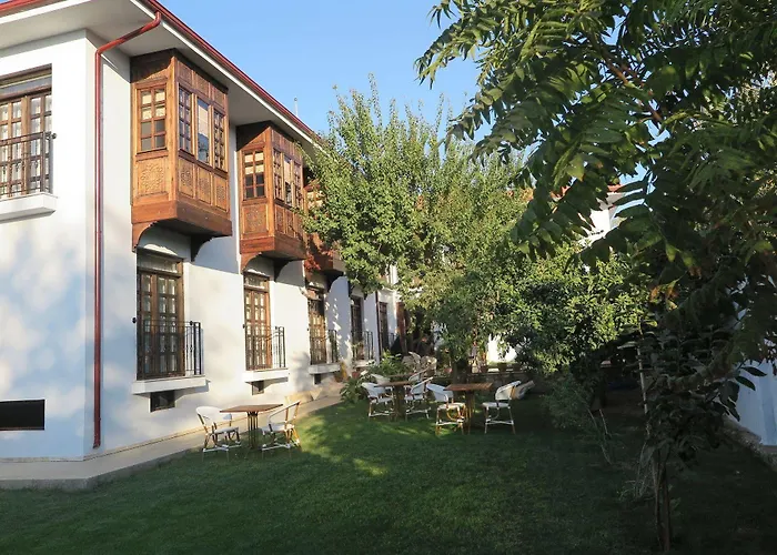 Hotel Ephesus Paradise 3*