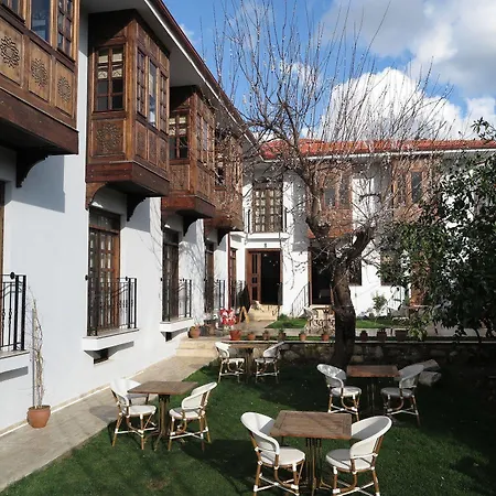 Hotel Ephesus Paradise 3*